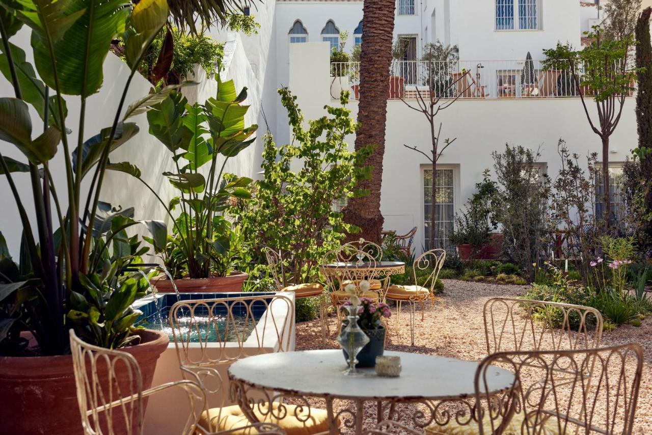Cristine Bedfor Mahon Hotel Exterior foto