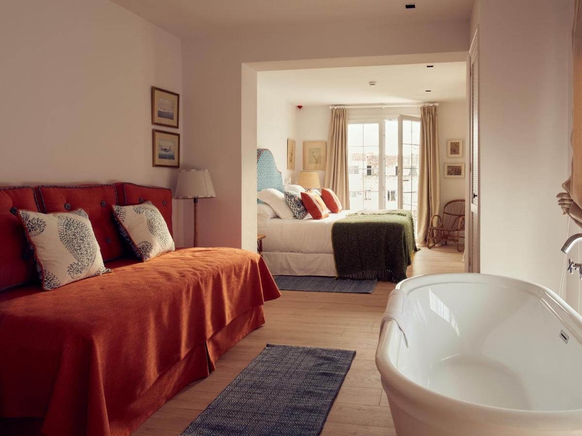 Cristine Bedfor Mahon Hotel Exterior foto